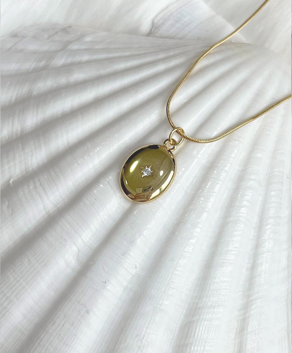 Simple Elegance - 18k Gold Plated Necklace