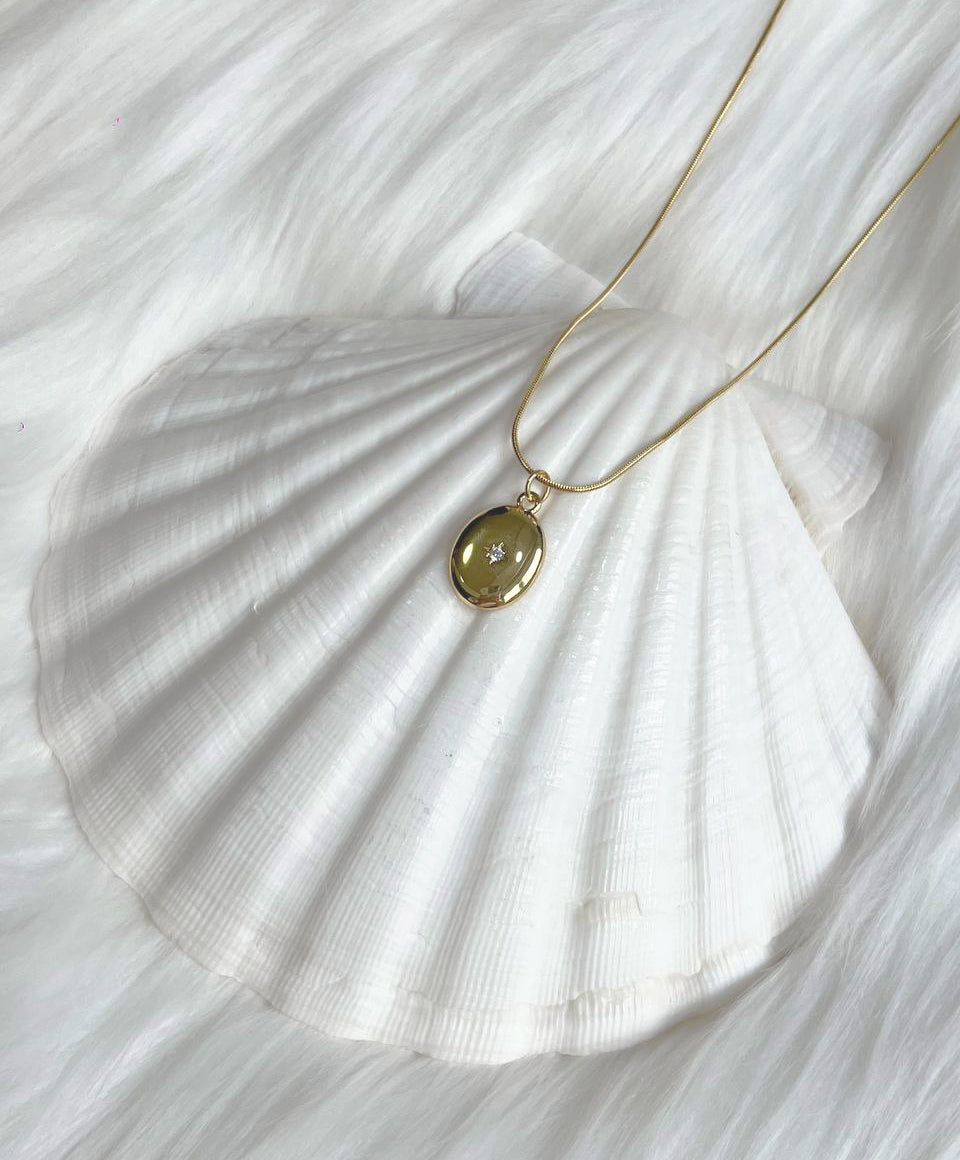 Simple Elegance - 18k Gold Plated Necklace