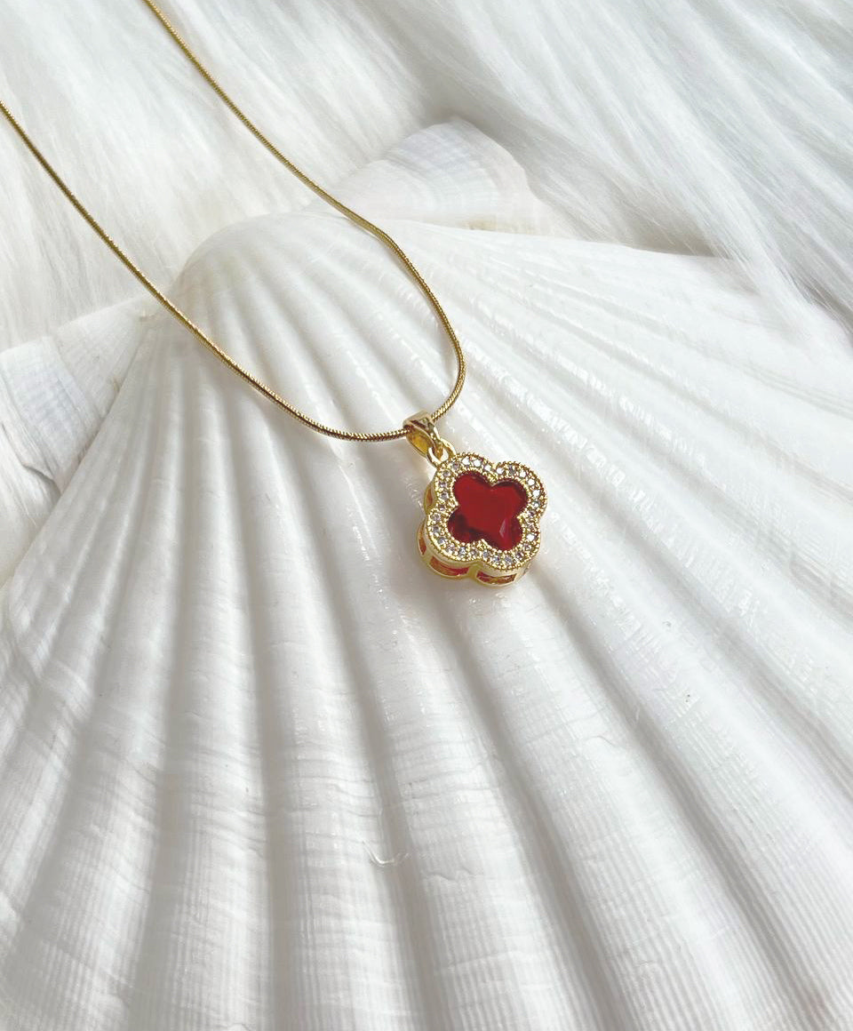 Red Clover - 18k Gold Plated Necklace