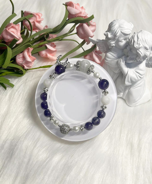 *Instock* Crystal Bracelet - Grey Moonstone, Rainbow Moonstone, Amethyst, Pearl - Silver - Size 15