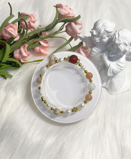*Instock* Crystal Bracelet - Carnelian, Peach Moonstone, Rainbow Moonstone, Pearl - Gold - Size 14