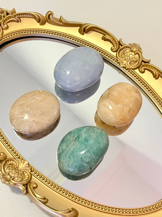 Crystal Palm Stones